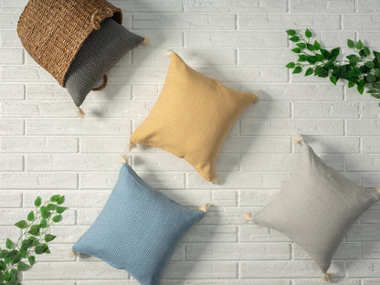 18" X 18" Light Gray 100% Cotton Geometric Zippered Pillow HomeRoots