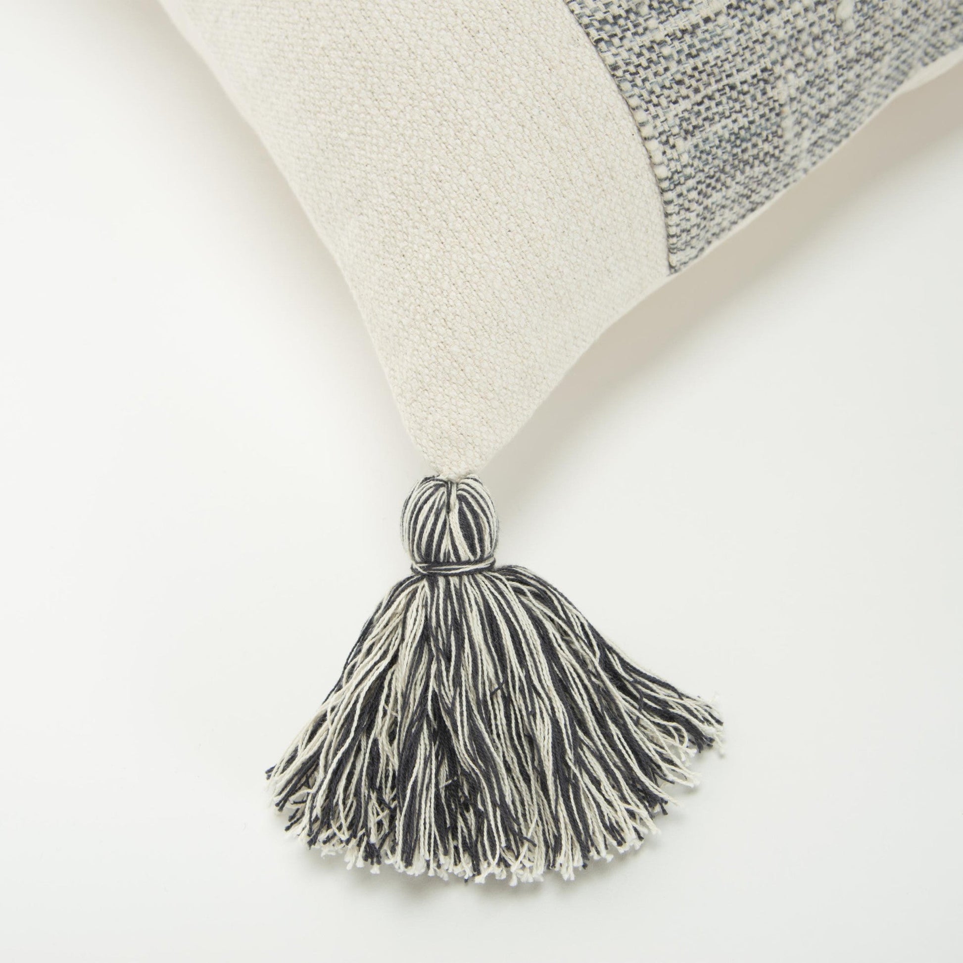 20" Gray and Ivory Cotton Pillow With Tassels Edges FurniFindUSA