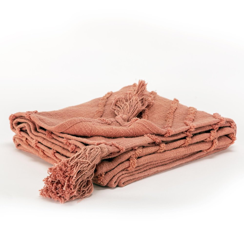50" X 60" Coral Cotton Woven Geometric Throw Blanket with Tassels HomeRoots