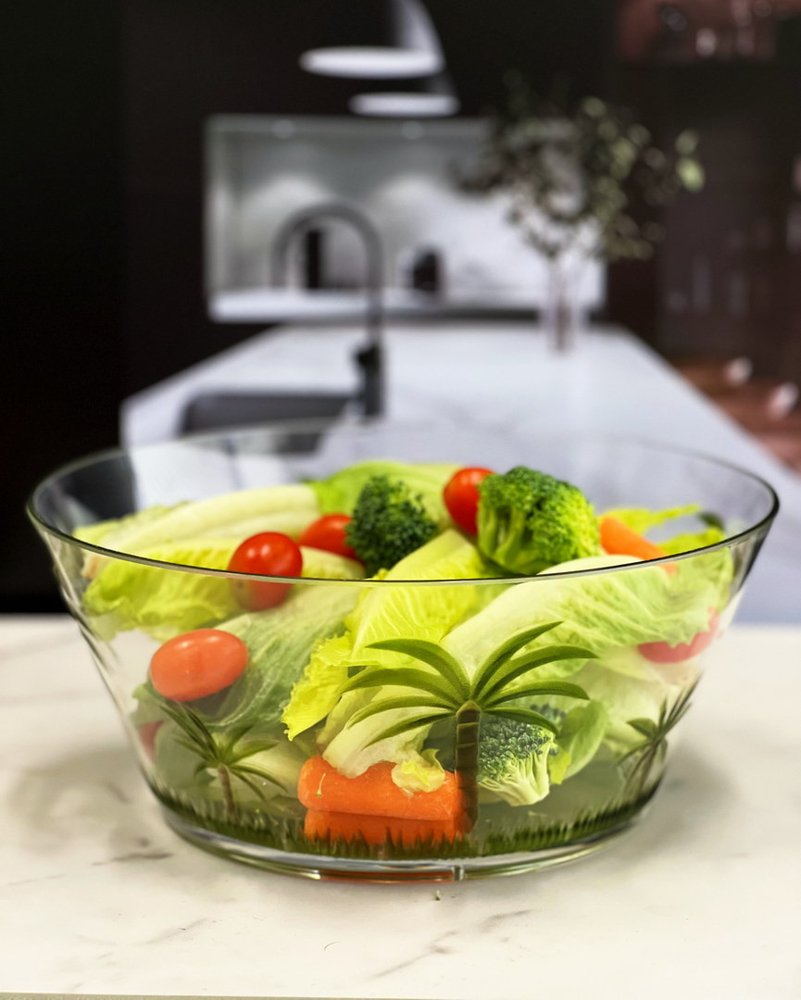 10" Clear and Green Palm Tree Acrylic Round Salad Bowl HomeRoots