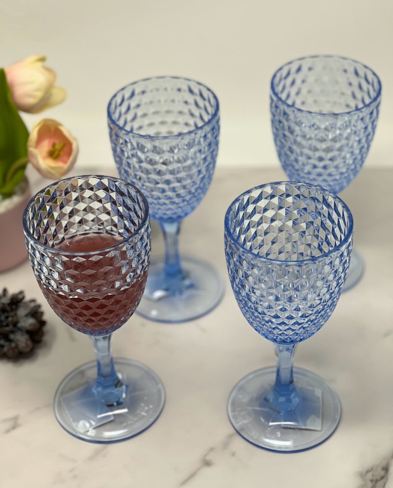 Set of Four Pink Diamond Acrylic Stemmed All Purpose Wine Glass HomeRoots