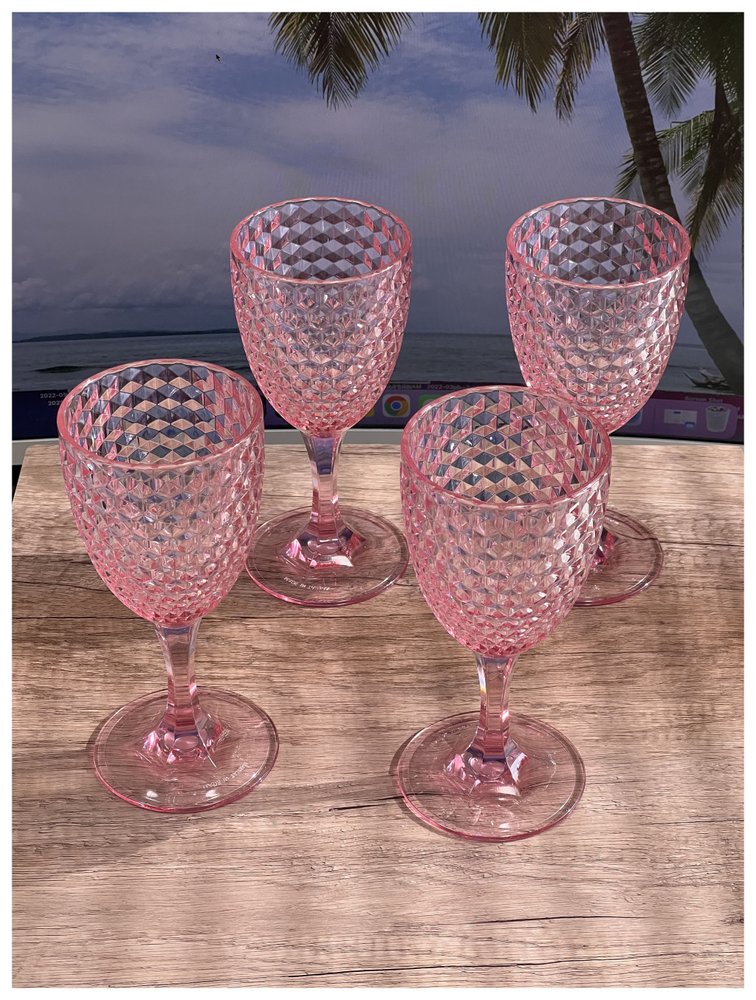 Set of Four Pink Diamond Acrylic Stemmed All Purpose Wine Glass HomeRoots
