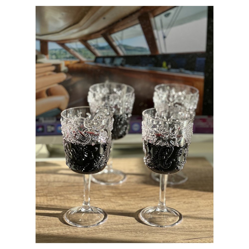 Set of Four Clear Paisley Acrylic Stemmed All Purpose Wine Glass HomeRoots