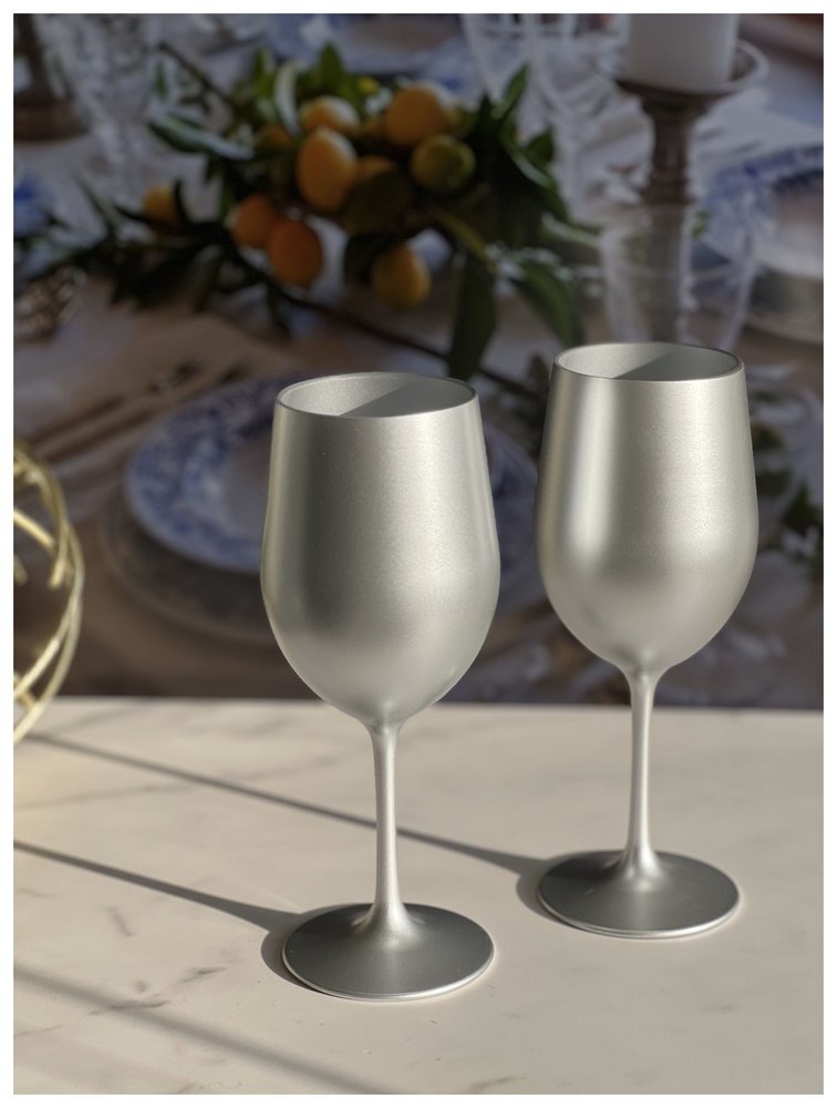 Set of Four Silver Acrylic Stemmed All Purpose Wine Glass HomeRoots