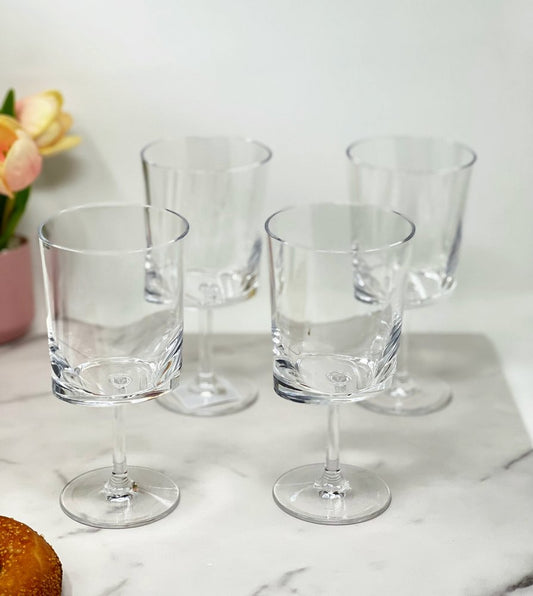Set of Four Clear Tritan Plastic Stemmed All Purpose Wine Glass HomeRoots