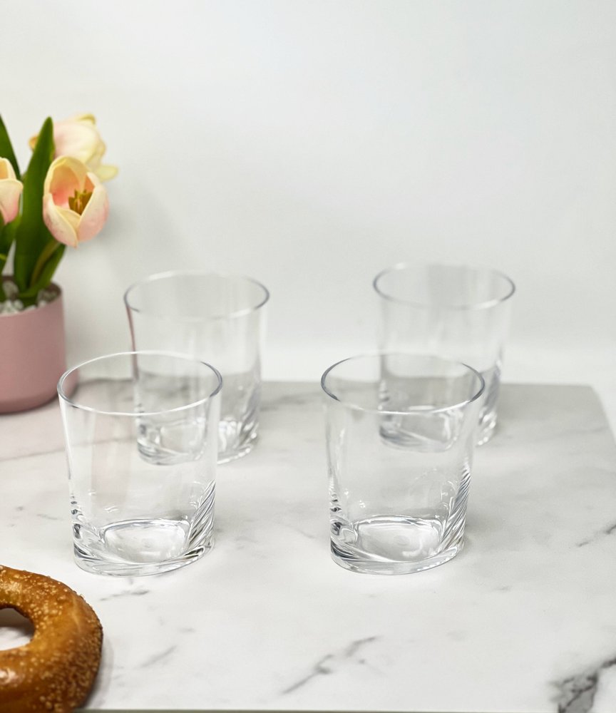 Set of Four Clear Acrylic Stemless Whiskey Glass HomeRoots