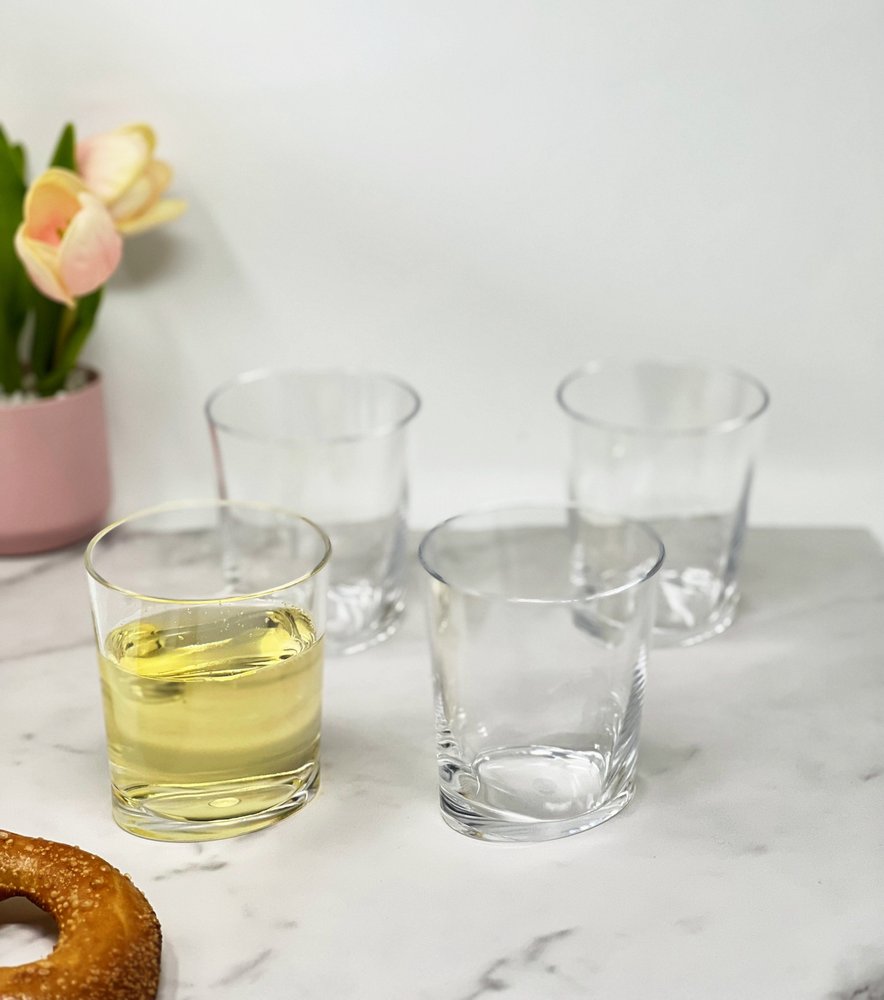 Set of Four Clear Acrylic Stemless Whiskey Glass HomeRoots