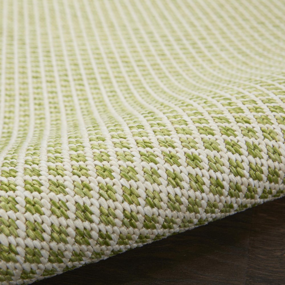 7' X 10' Green And Ivory Indoor Outdoor Area Rug — view 4