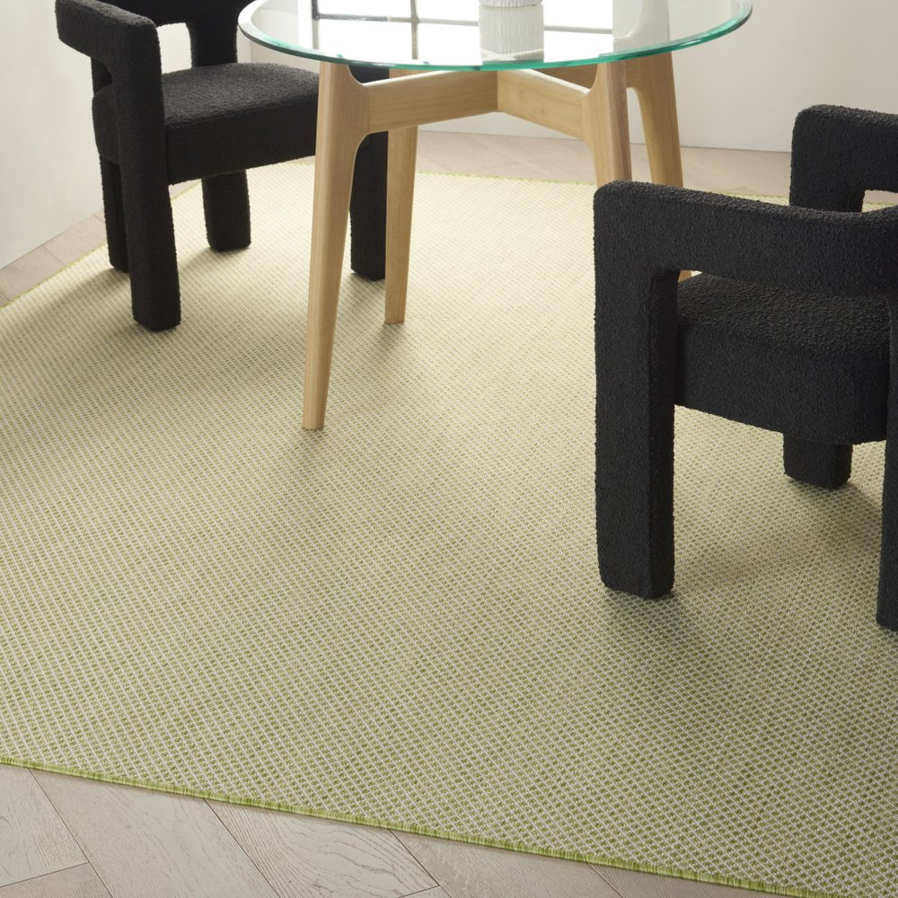 7' X 10' Green And Ivory Indoor Outdoor Area Rug HomeRoots