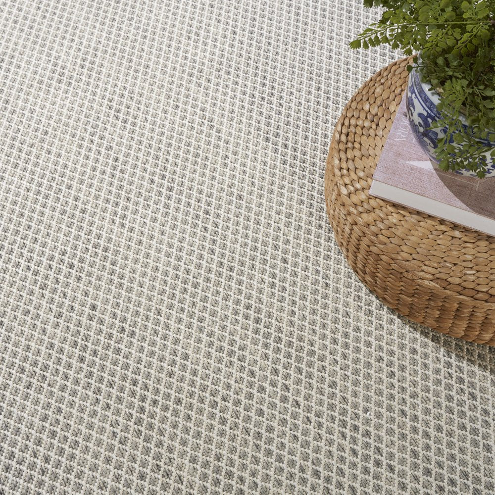 7' X 10' Ivory And Silver Indoor Outdoor Area Rug HomeRoots