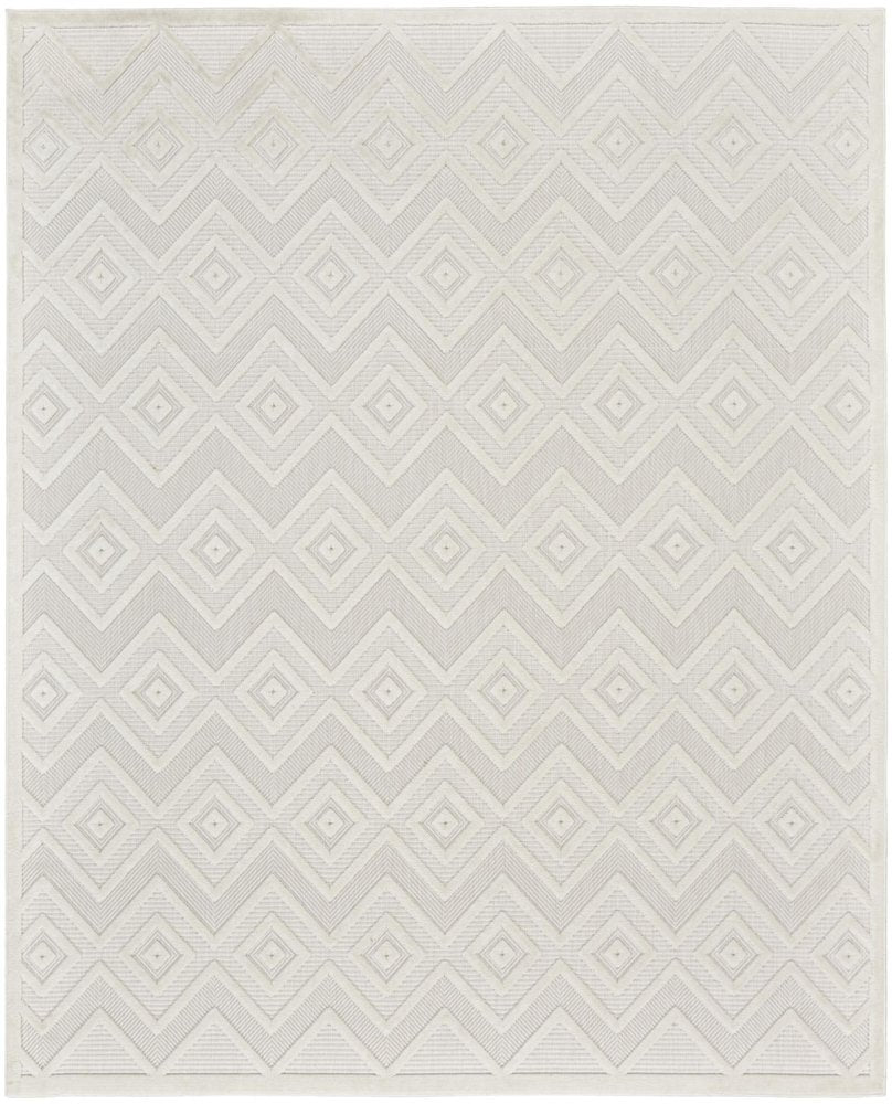 7' X 10' Ivory And White Indoor Outdoor Area Rug