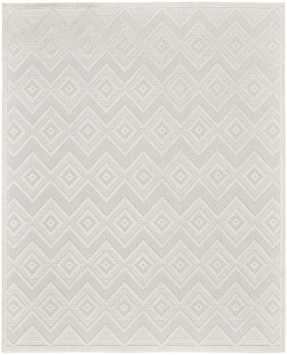 7' X 10' Ivory And White Indoor Outdoor Area Rug