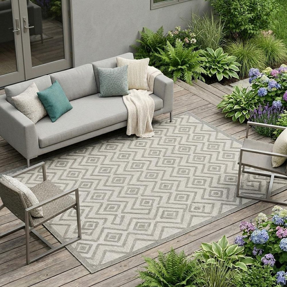 9' X 12' Gray And Silver Indoor Outdoor Area Rug — view 10
