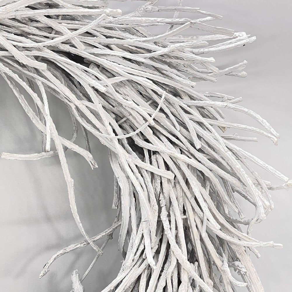 28" White Willow Dried Wreath HomeRoots