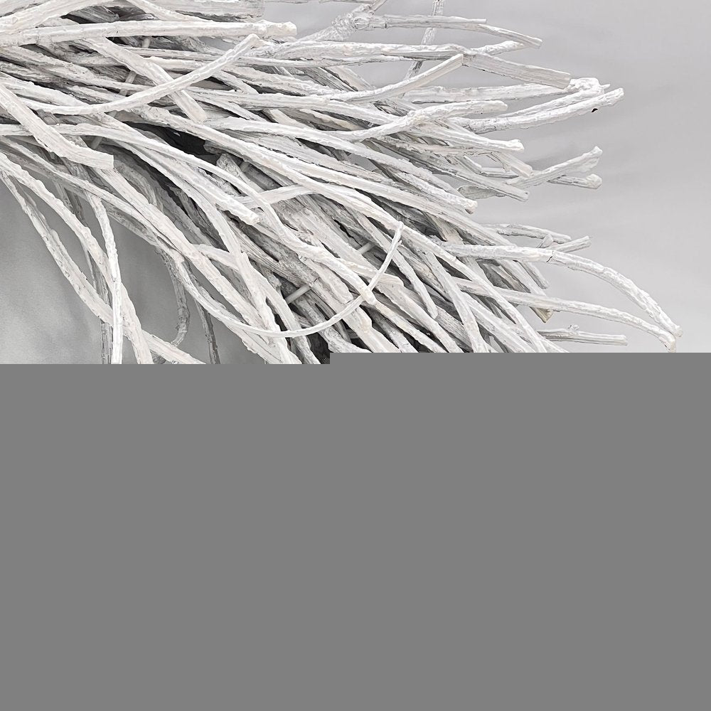 28" White Willow Dried Wreath HomeRoots