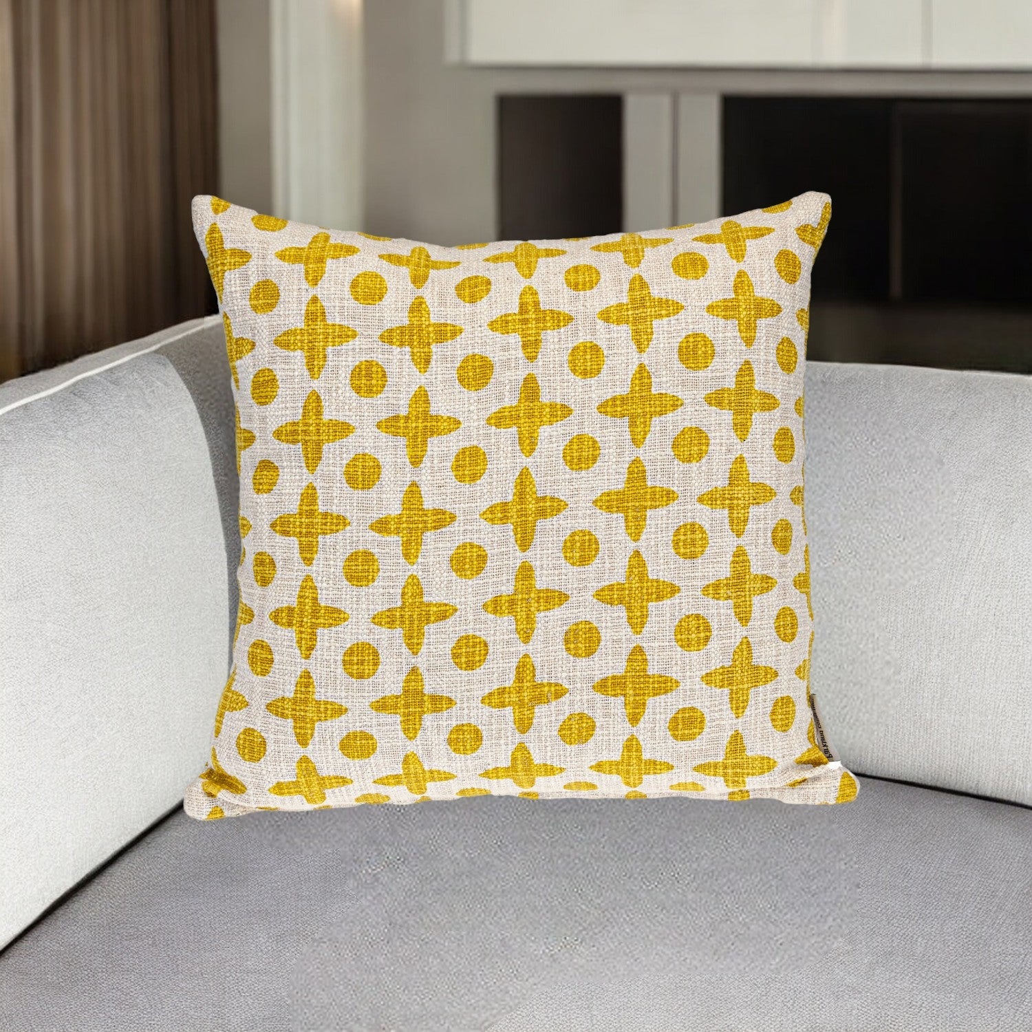 18" Yellow and White Geometric Cotton Throw Pillow FurniFindUSA