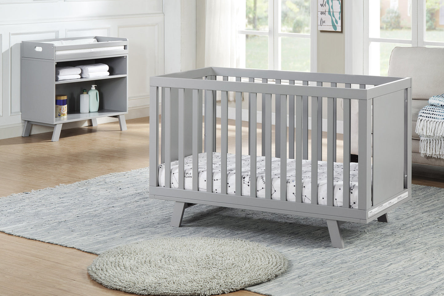 Light Gray Solid and Manufactured Wood Standard Three In One Convertible Crib