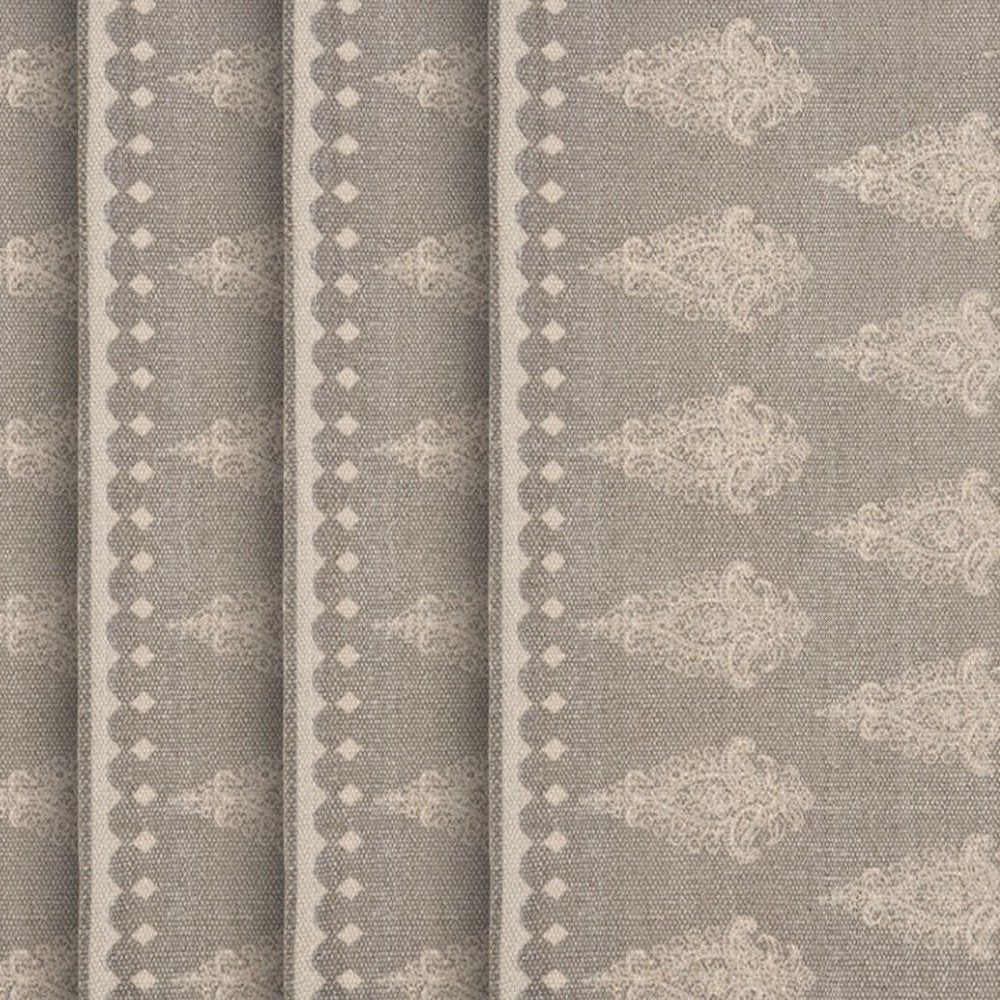 19" Set of Four Gray And Cream Geometric Medallion Cotton Placemats HomeRoots
