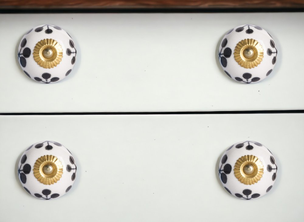 Set of Eight Black And White Ceramic And Metal Drawer Pull Knobs HomeRoots