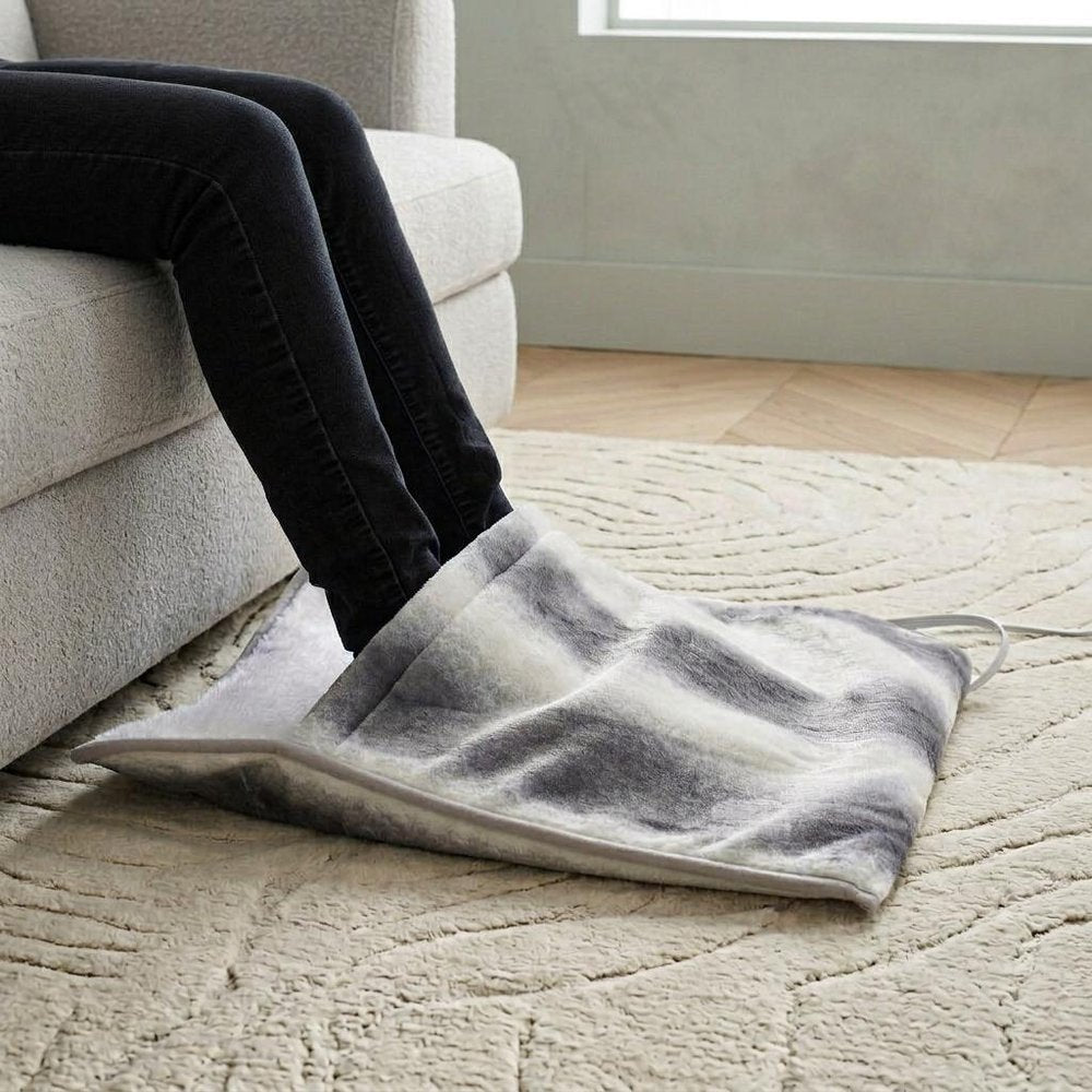 20" X 22" Gray And White Faux Fur Animal PrintHeated Plush Throw Blanket