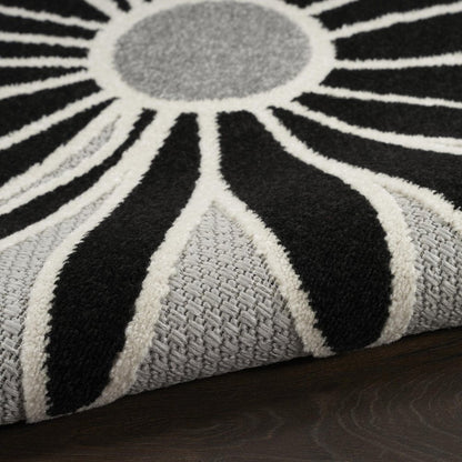 5' Black And White Round Floral Indoor Outdoor Area Rug HomeRoots