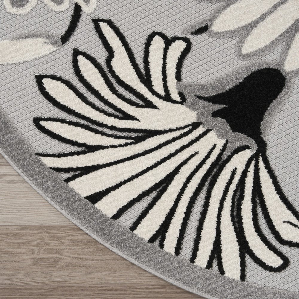 5' Black And White Round Floral Indoor Outdoor Area Rug HomeRoots