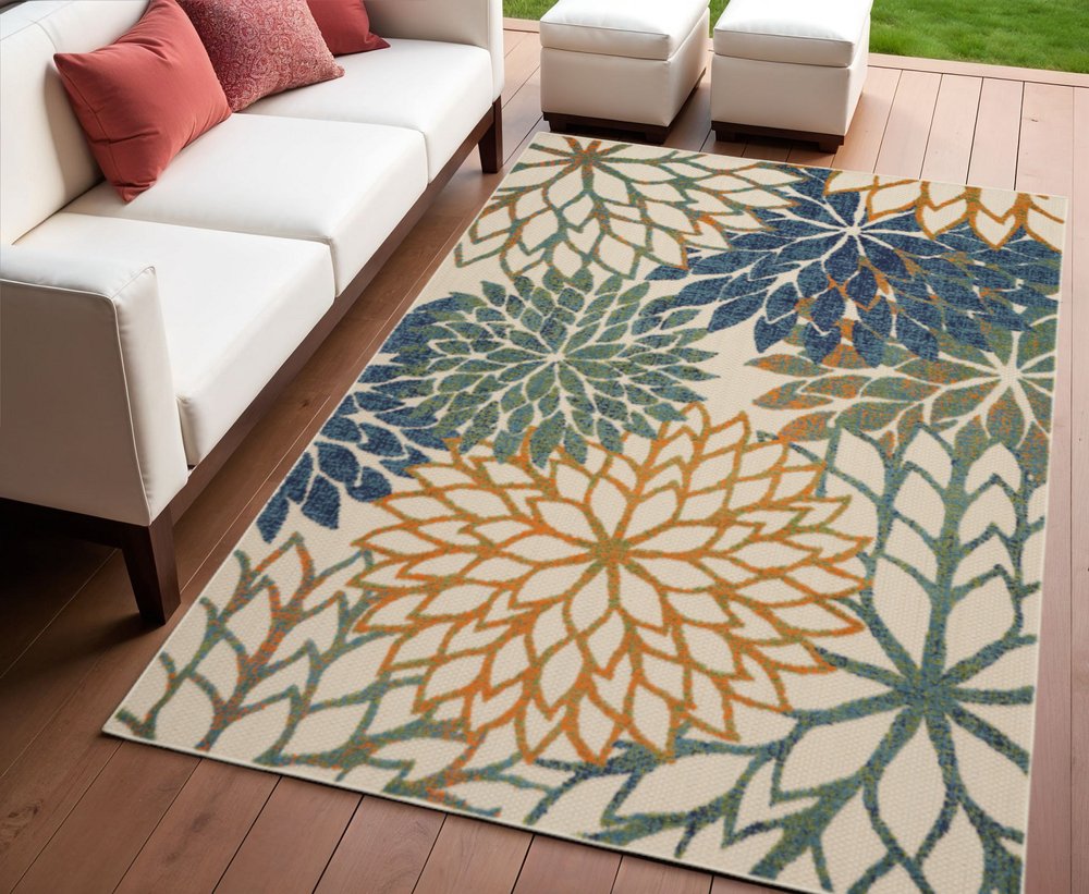 4' X 6' Blue And Green Floral Indoor Outdoor Area Rug — view 4