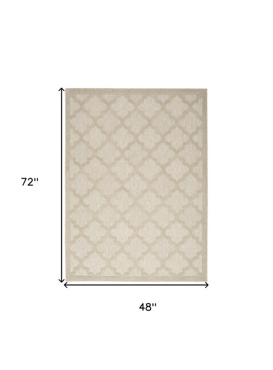 4' X 6' Cream And Beige Trellis Indoor Outdoor Area Rug