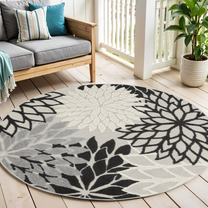 4' Black And White Round Floral Indoor Outdoor Area Rug HomeRoots