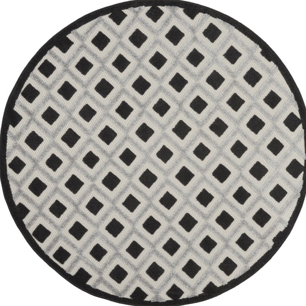 4' Black And White Round Geometric Indoor Outdoor Area Rug HomeRoots