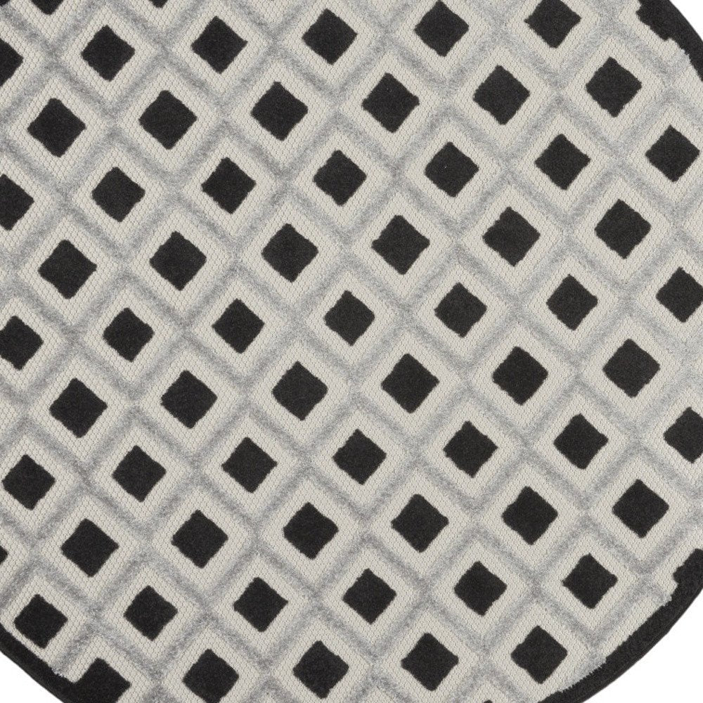4' Black And White Round Geometric Indoor Outdoor Area Rug — view 4