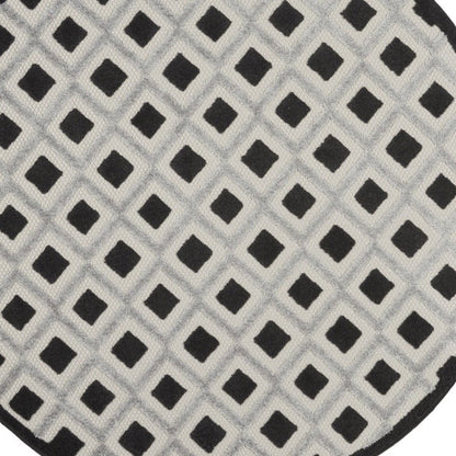 4' Black And White Round Geometric Indoor Outdoor Area Rug HomeRoots