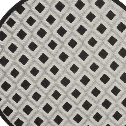 5' Black And White Round Geometric Indoor Outdoor Area Rug HomeRoots