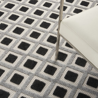 6' X 9' Black And White Geometric Indoor Outdoor Area Rug HomeRoots