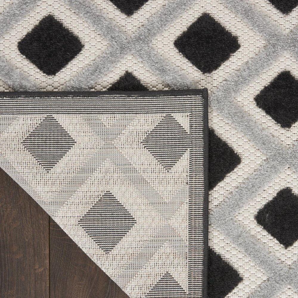 6' X 9' Black And White Geometric Indoor Outdoor Area Rug — view 9