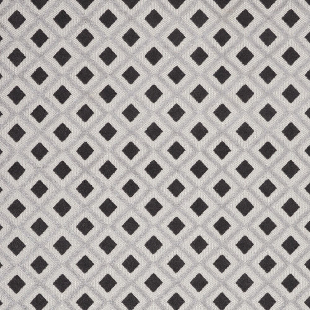 7' X 10' Black And White Geometric Indoor Outdoor Area Rug HomeRoots