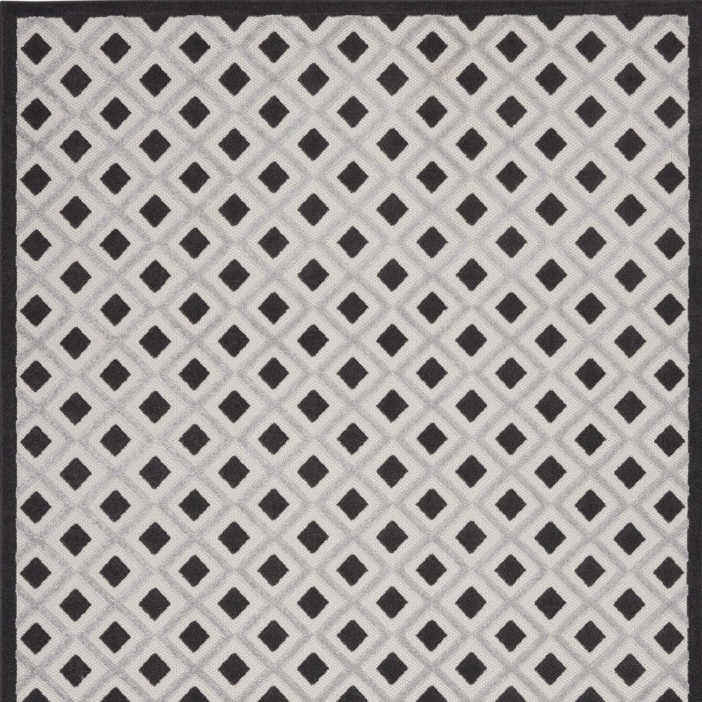 8' X 11' Black And White Geometric Indoor Outdoor Area Rug HomeRoots