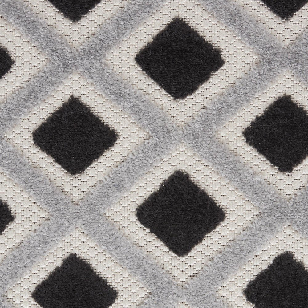 8' X 11' Black And White Geometric Indoor Outdoor Area Rug HomeRoots