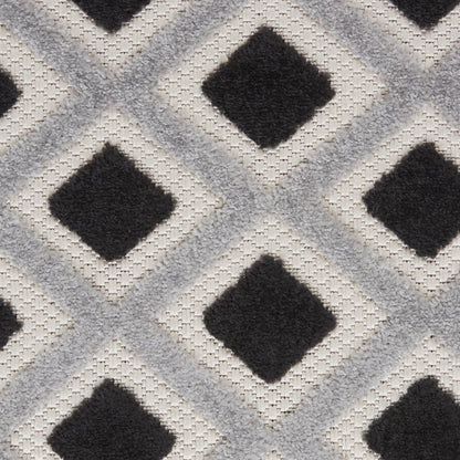 8' X 11' Black And White Geometric Indoor Outdoor Area Rug HomeRoots