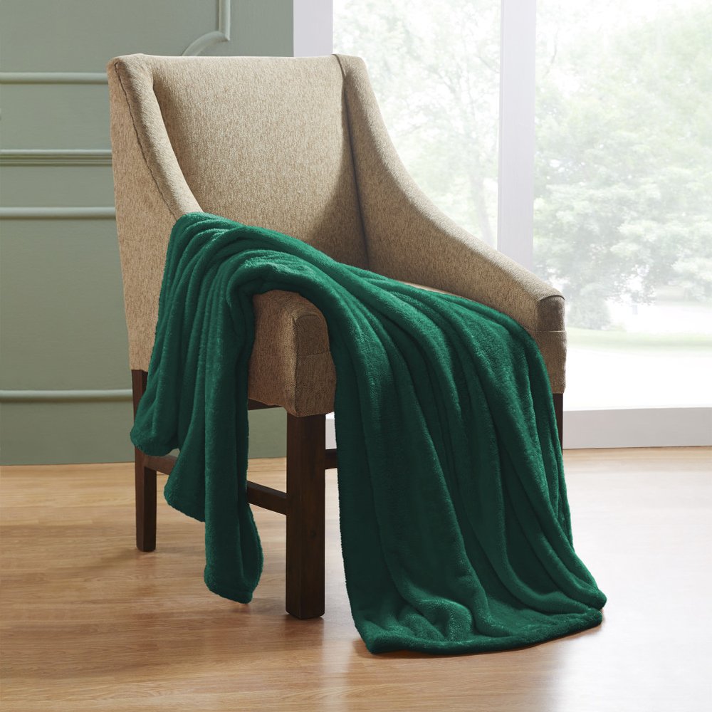 50" X 60" Hunter Green Fleece Plush Throw Blanket