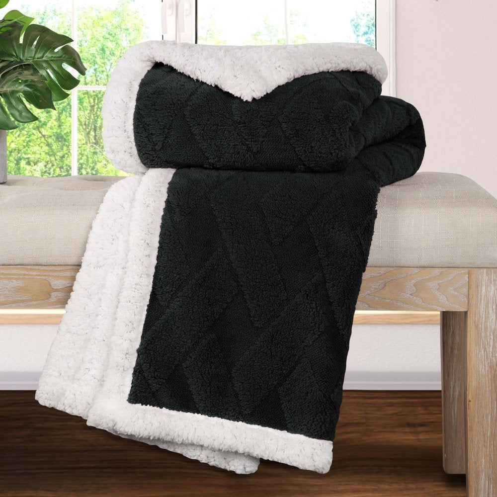Queen Black Fleece Knitted Plush Blanket — view 2