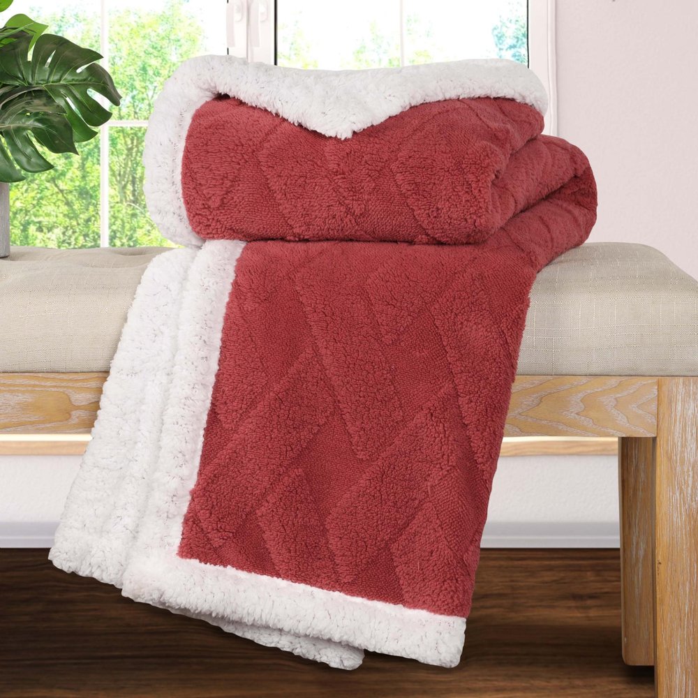 King Red And Orange Fleece Knitted Plush Blanket — view 4