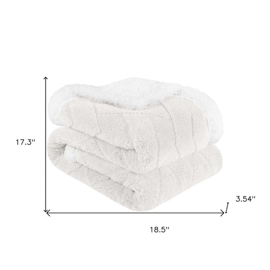 King White Fleece Knitted Plush Blanket