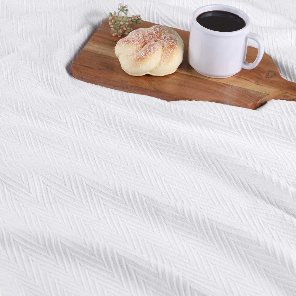 Queen White Cotton Woven Chevron Blanket HomeRoots