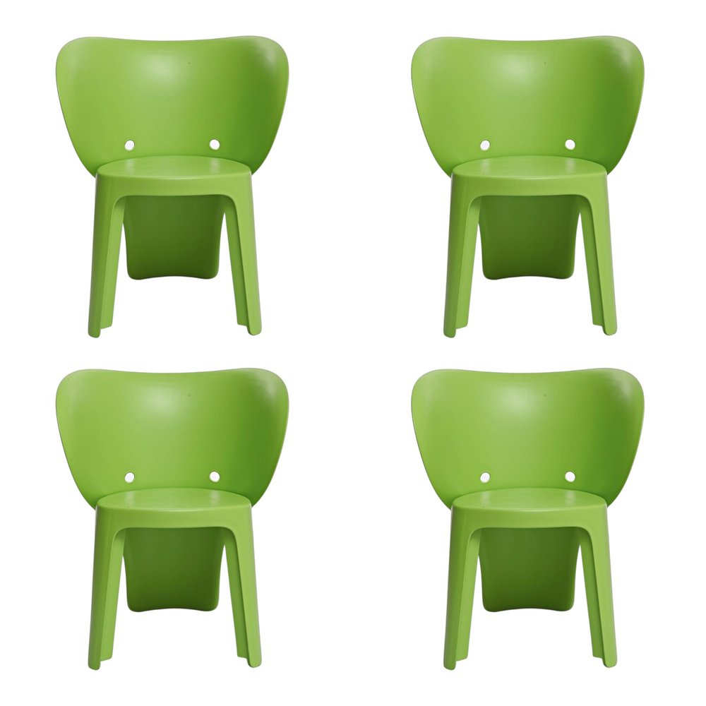 Set Of Four Green Heavy Duty Plastic Juvenile Chairs HomeRoots