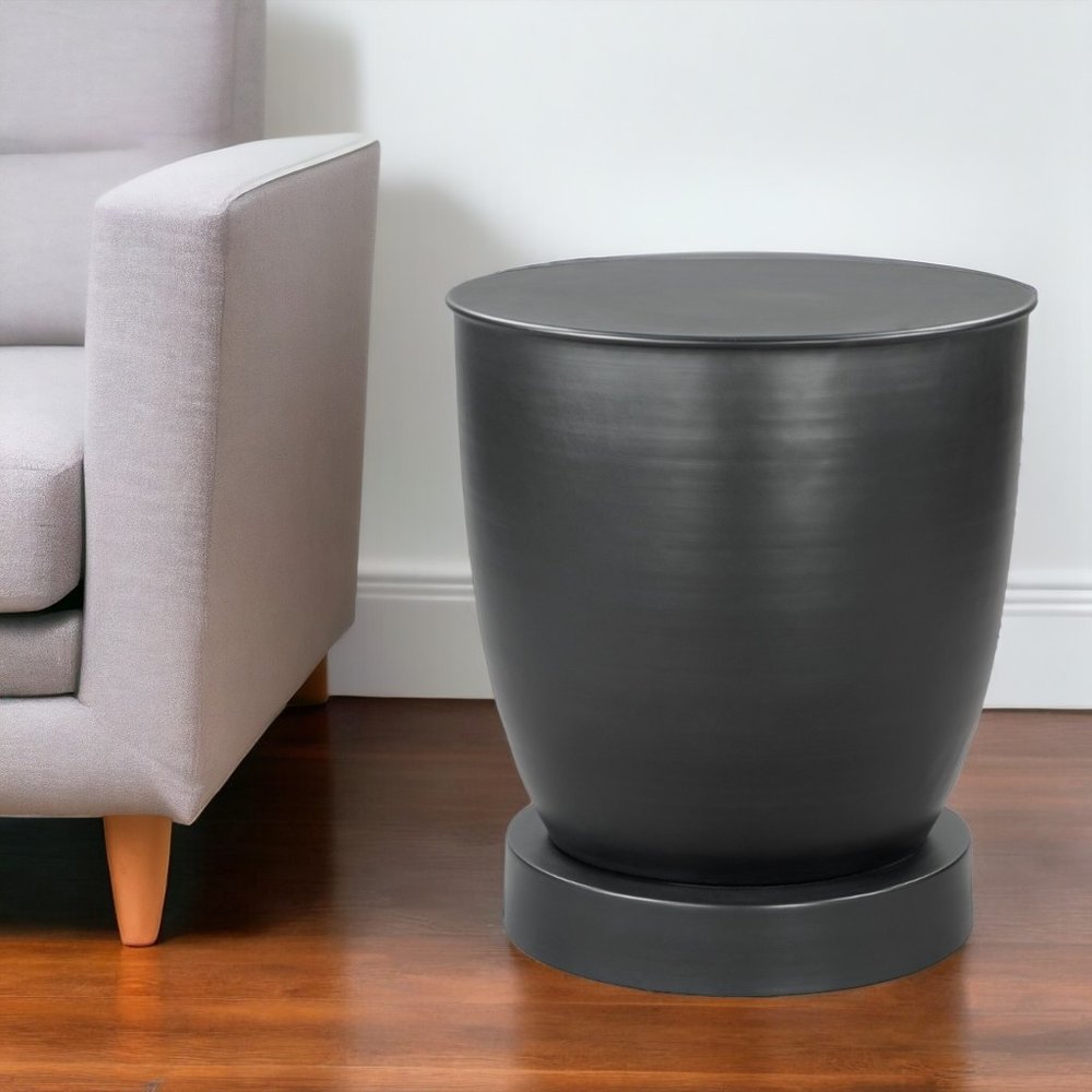 20" Black Iron Round Pedestal End Table HomeRoots