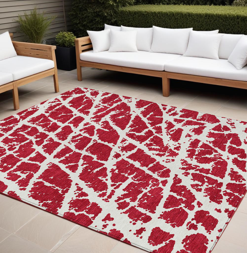 8' X 10' Red and White Abstract Washable Non Skid Indoor Outdoor Area Rug