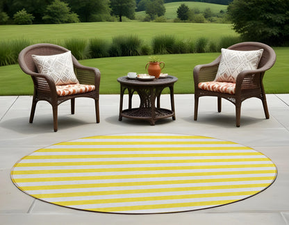 8' X 8' Yellow and White Round Striped Washable Indoor Outdoor Area Rug