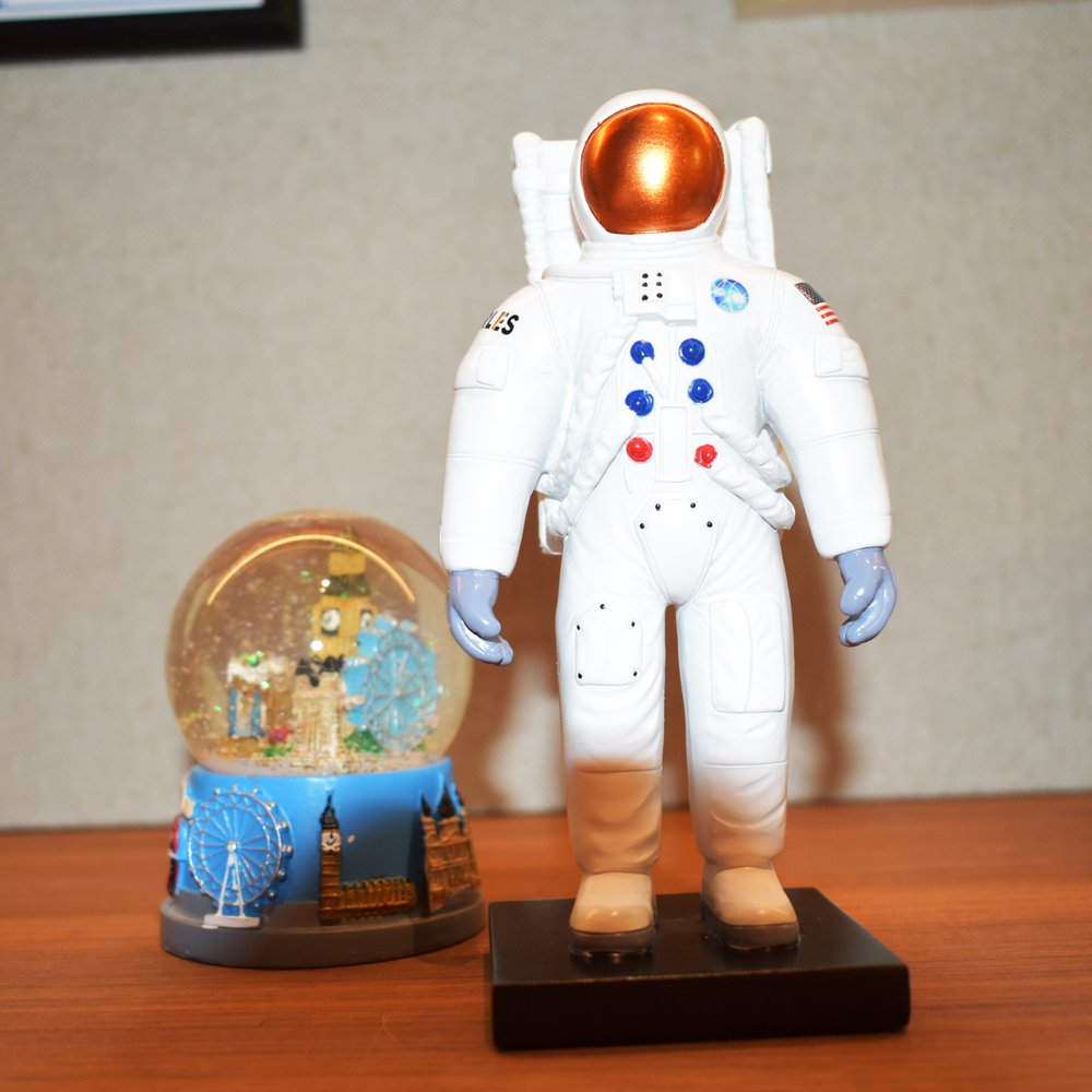 6" White Resin USA Astronaut Tabletop Sculpture HomeRoots