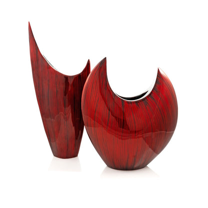 18" Red Aluminum Pointy Table Vase HomeRoots